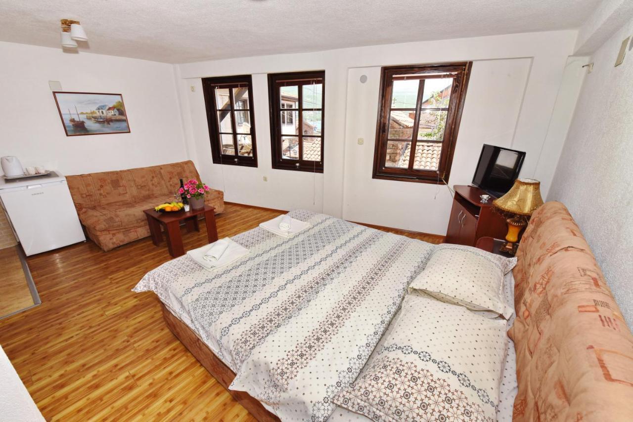 Villa Sapkar Lake View Ohrid Exterior photo